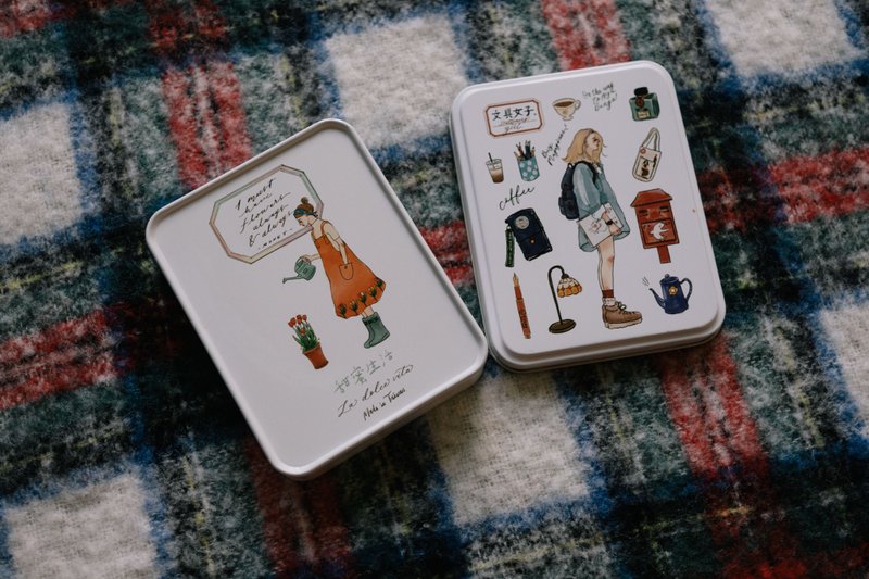 La Dolce Vita Tin - Stationery Girl back of tin