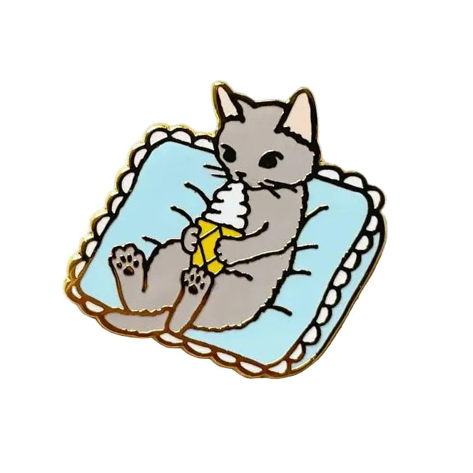 Pottering Cat Enamel Pin - Ice Cream