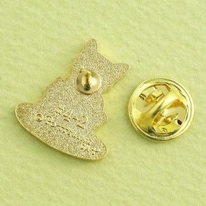 Pottering Cat Enamel Pin - Tea Cup