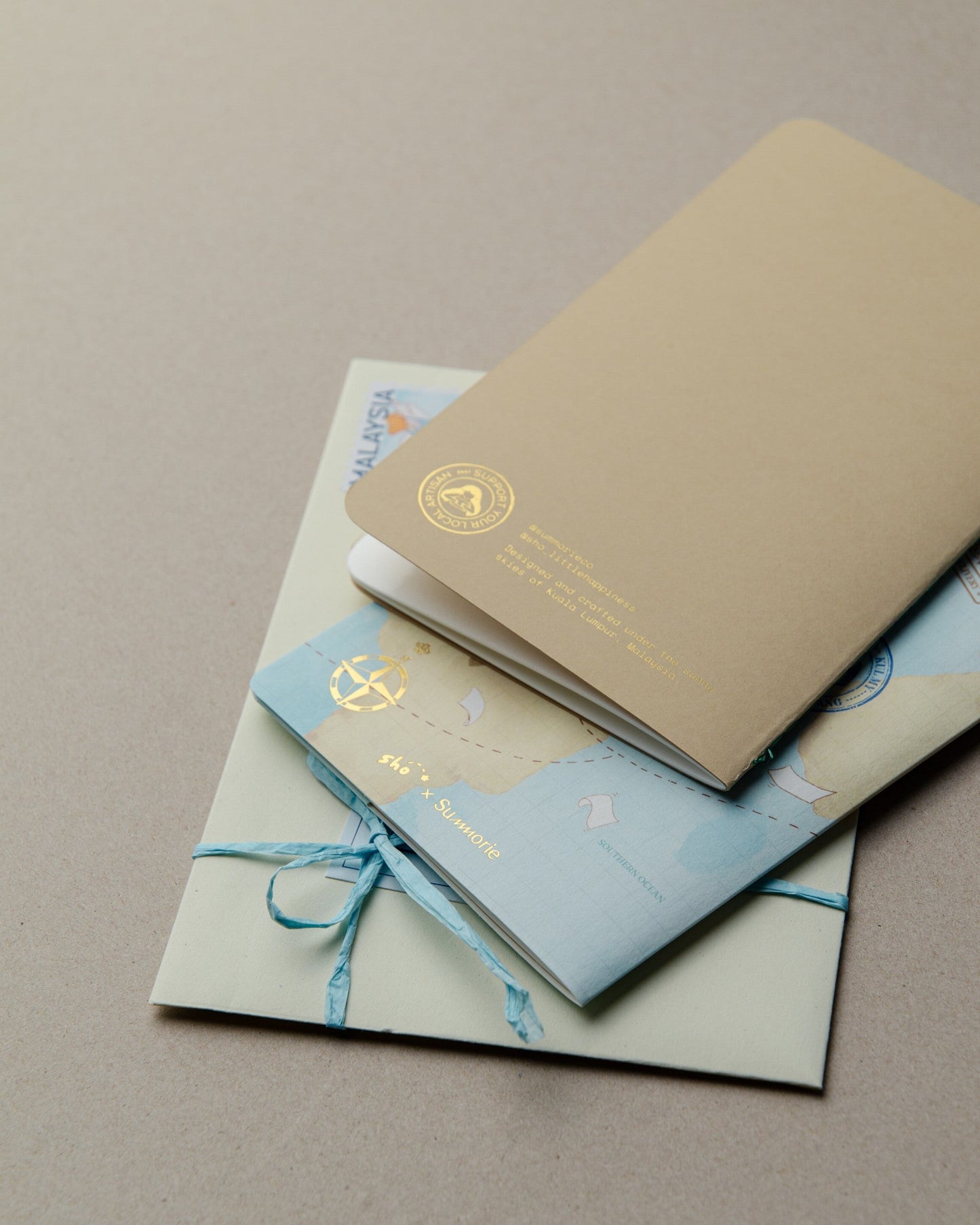 Sho Little Happiness x Summorie Sticker Release Book Set