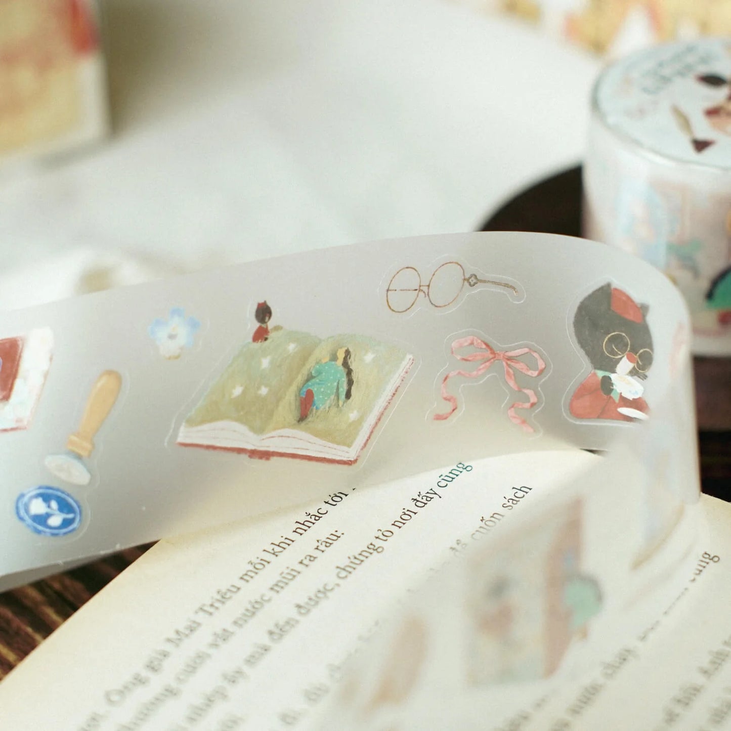 TeaYou Kiss-Cut PET Tape - The Enchanted Library (Loop)