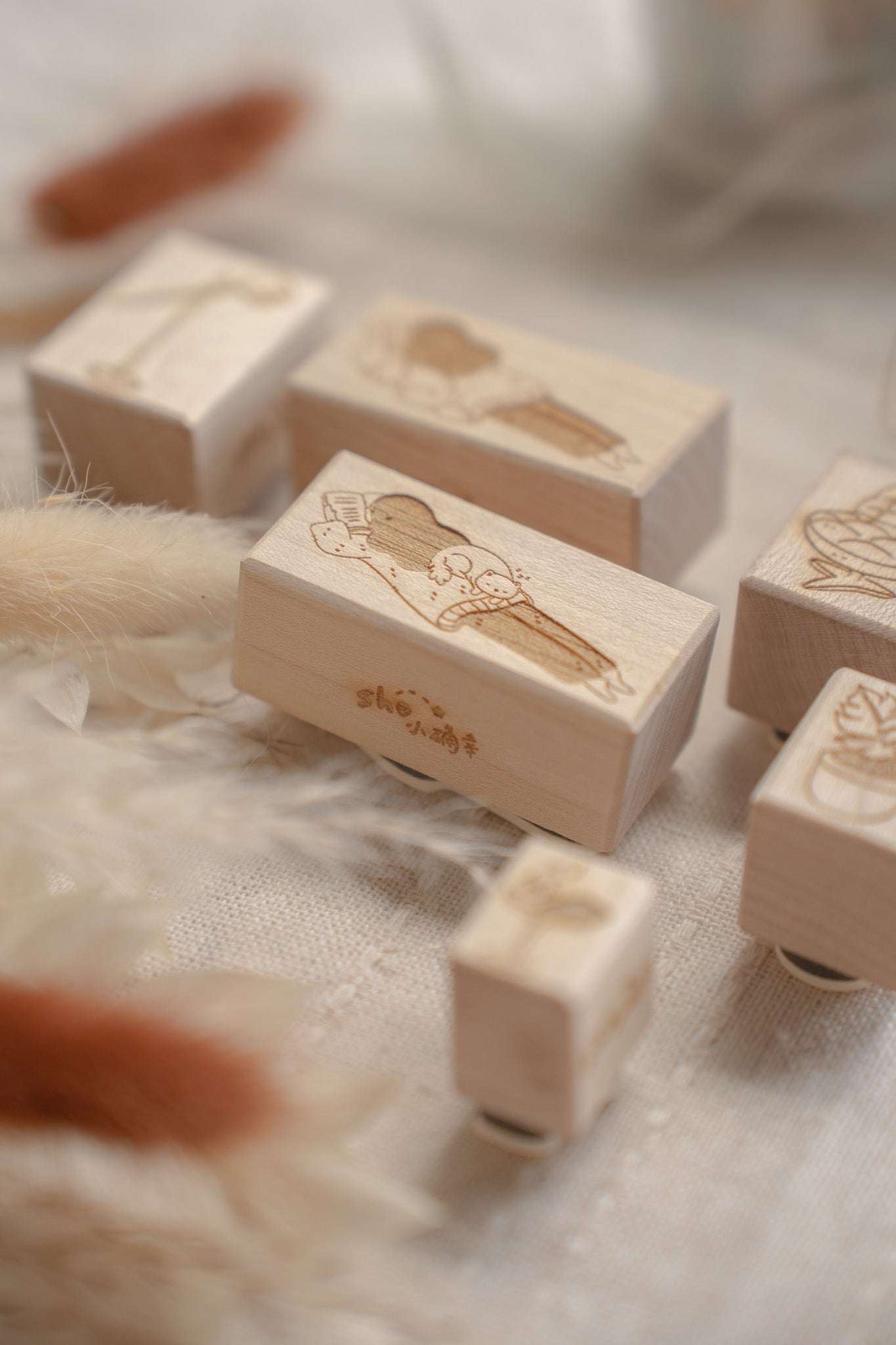 Sho Little Happiness Rubber Stamp - Chilling With My Cat