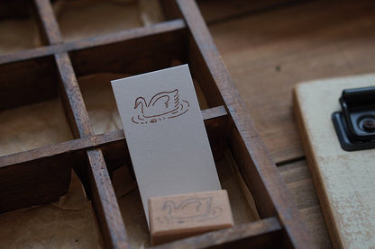 Ivy Snow Rubber Stamp - Swan