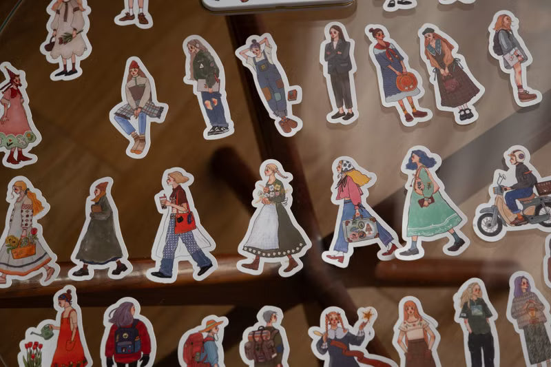 La Dolce Vita Sticker Set With Tin Box (Die Cut) - We Move Foward Happily