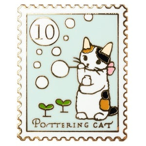 Pottering Cat Enamel Pin - Blowing Bubbles
