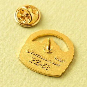 Pottering Cat Enamel Pin - Strawberry Basket