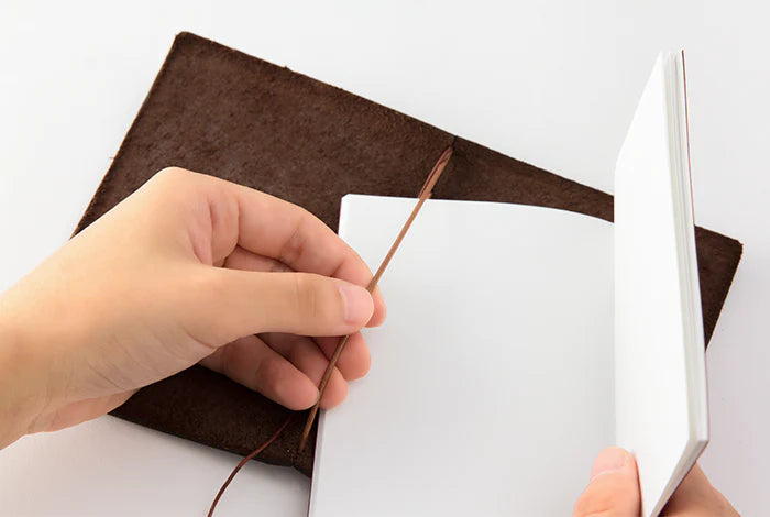 Traveler's Notebook Leather Cover Starter Set - Passport - Brown