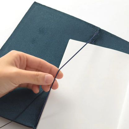 Traveler's Notebook Leather Cover Starter Set - Regular - Blue